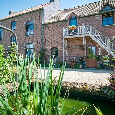 La Ferme Des Eglantines 3* Нивель